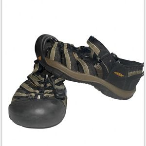 KEEN Newport Waterproof Hiking Closed Toe Sandals - Black & Khaki- Size 4